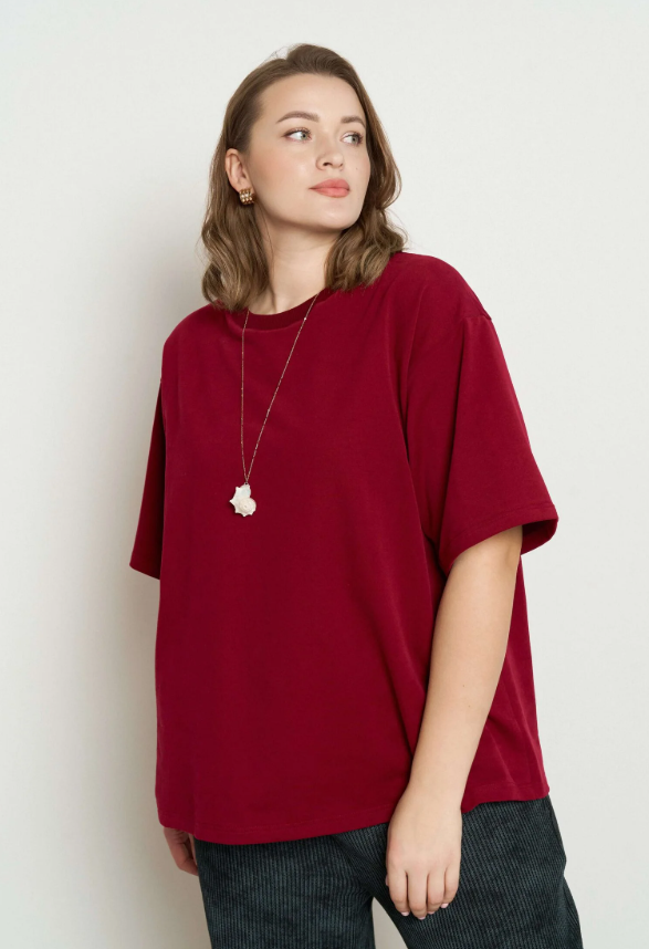 Футболка с круглым вырезом в цвете винный, M